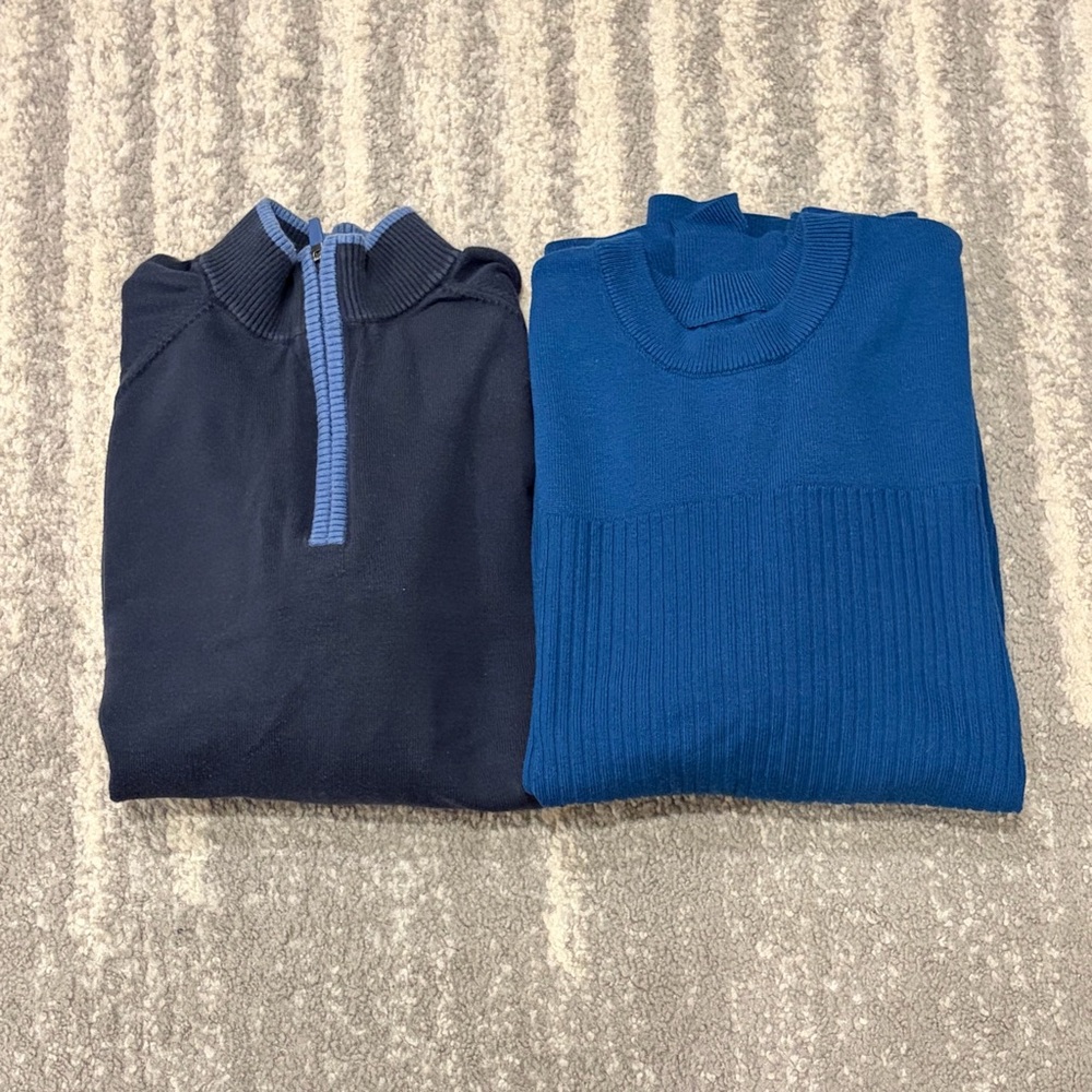 Men's Navy and Blue Sweater Set Medium